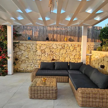 Merilusi * פונטנה ביאנקה